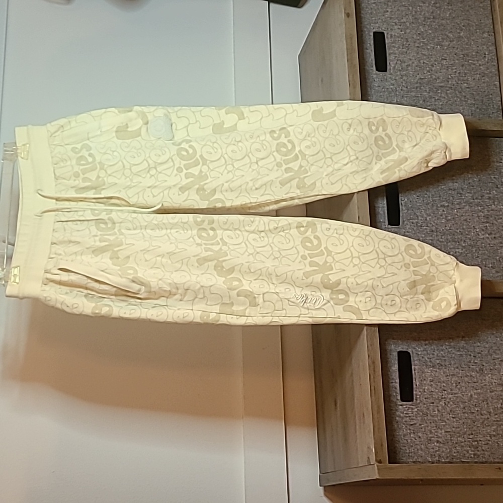 Cookies Brand Gulfstream Joggers Men's Size M